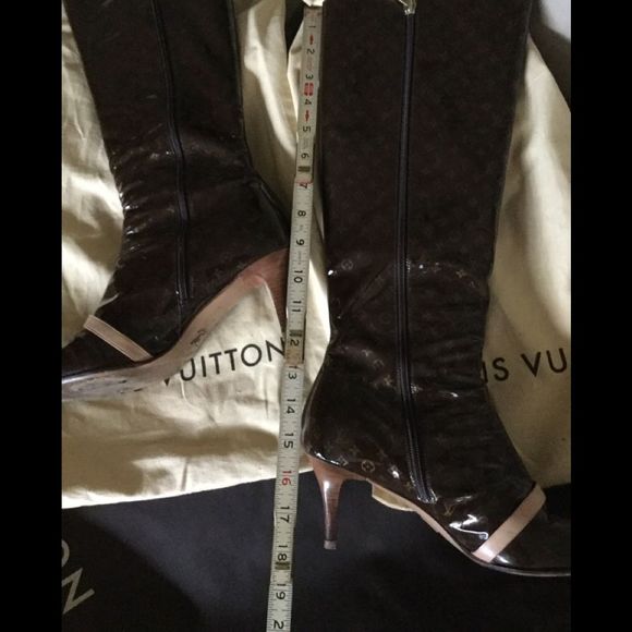 LV brown gold Gina mono patent boots 41 (fits 10) - Picture 4 of 5